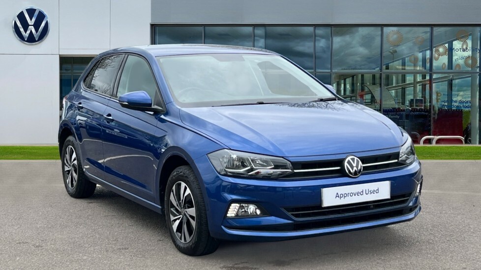 Compare Volkswagen Polo New Match 1.0 Tsi 95Ps 5-Speed OY21LLD Blue