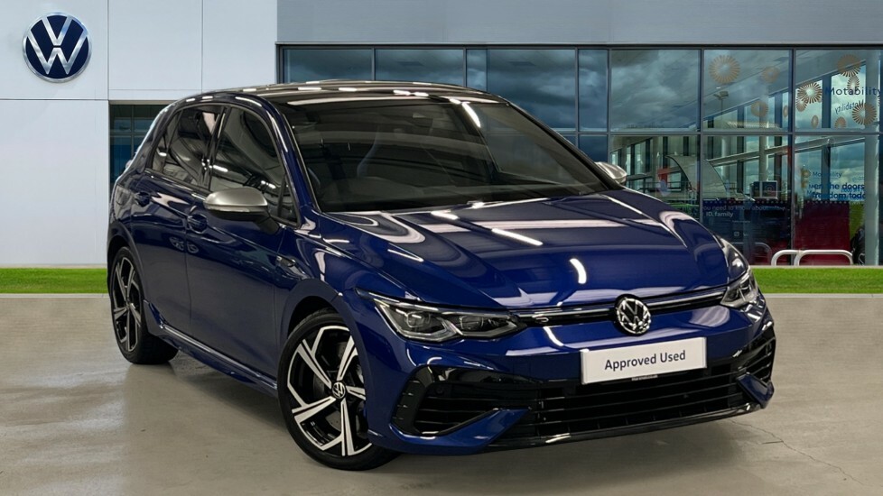 Compare Volkswagen Golf 8 R 2.0 Tsi 4Motion 320Ps 7-Speed Dsg EX73XJH Blue