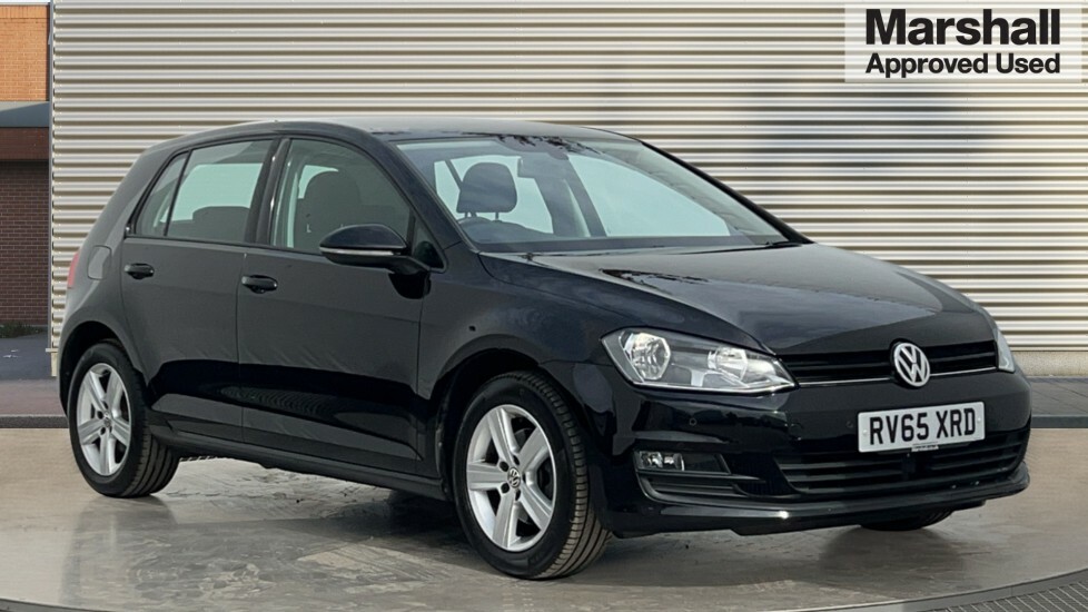 Compare Volkswagen Golf Volkswagen Hatchback 1.4 Tsi Match RV65XRD Black