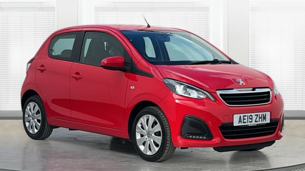 Compare Peugeot 108 Active AE19ZHM Red