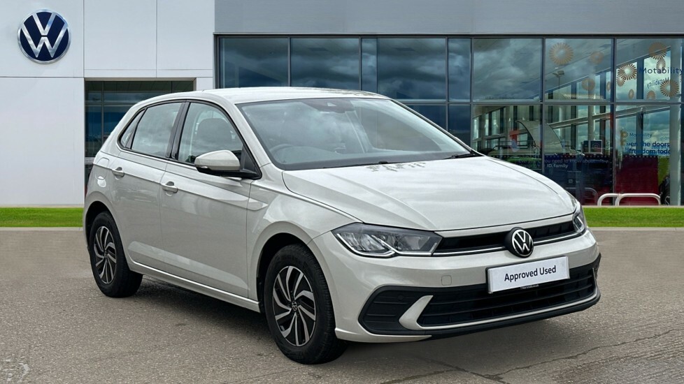 Compare Volkswagen Polo Life 1.0 Tsi 95Ps 5-Speed LL71NCE Grey