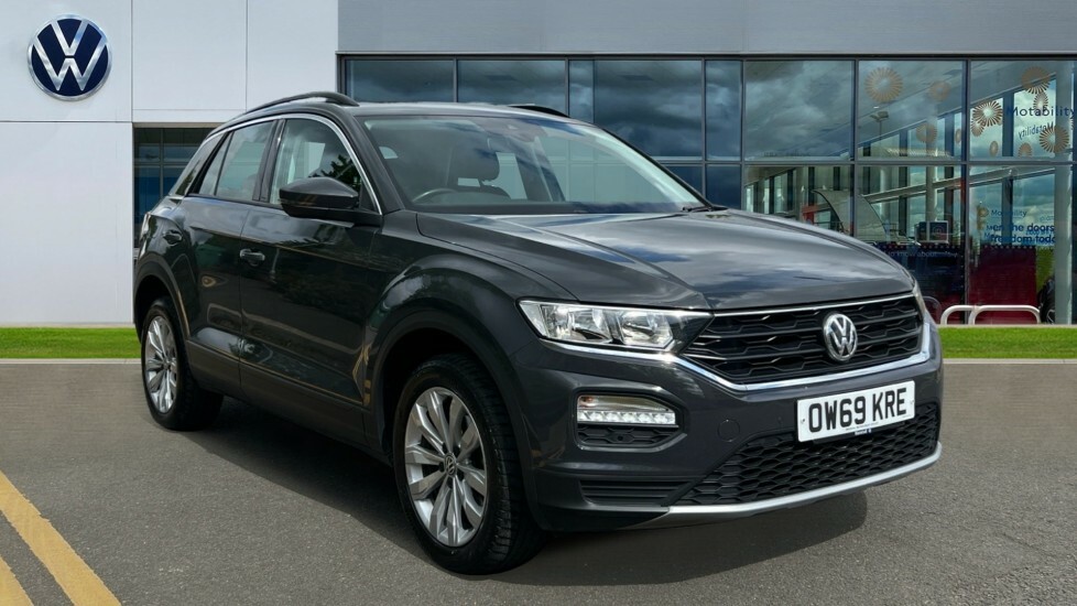 Compare Volkswagen T-Roc Se 1.0 Tsi 115Ps 6-Speed OW69KRE Grey