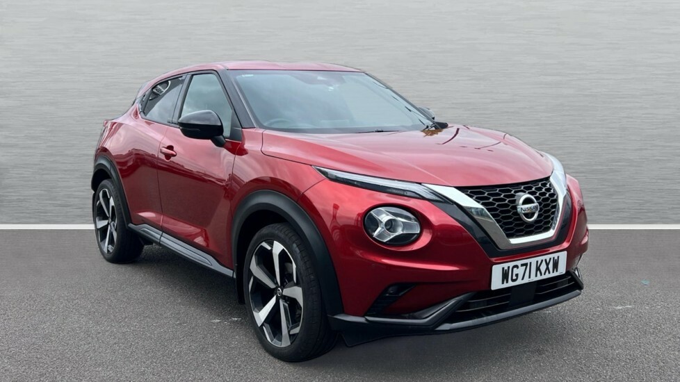 Compare Nissan Juke Hat 1.0 Dig-t 114Ps Tekna WG71KXW Red