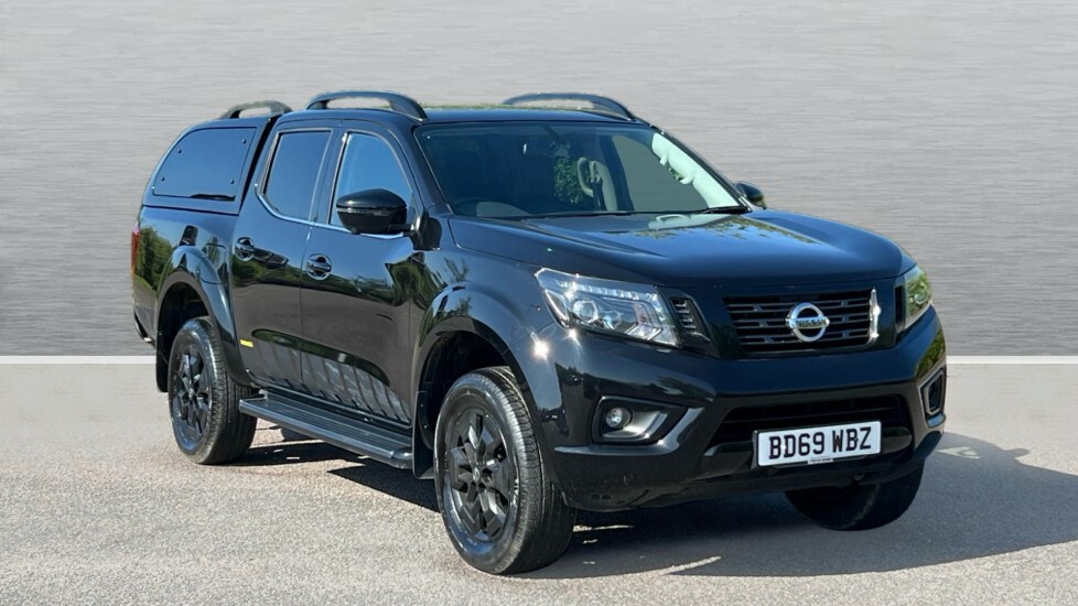 Nissan Navara Nissan Special Edition Double Cab Pick Up N-guard Black #1