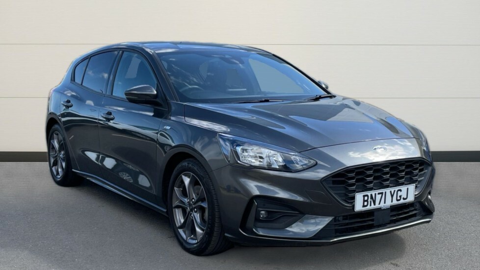 Compare Ford Focus 1.0 Mhev 125 St-line Edition BN71YGJ 