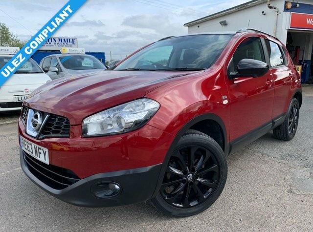 Compare Nissan Qashqai 1.6 360 117 Bhp RE63WFY Red