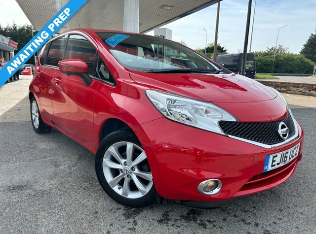Compare Nissan Note 1.2 Tekna Dig-s 98 Bhp EJ16UCZ Red