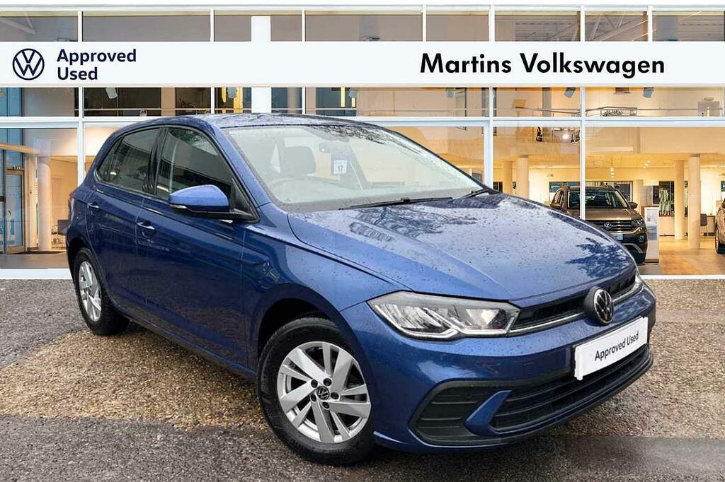 Compare Volkswagen Polo Mk6 Facelift 2021 1.0 80Ps Life GL72MYY Blue