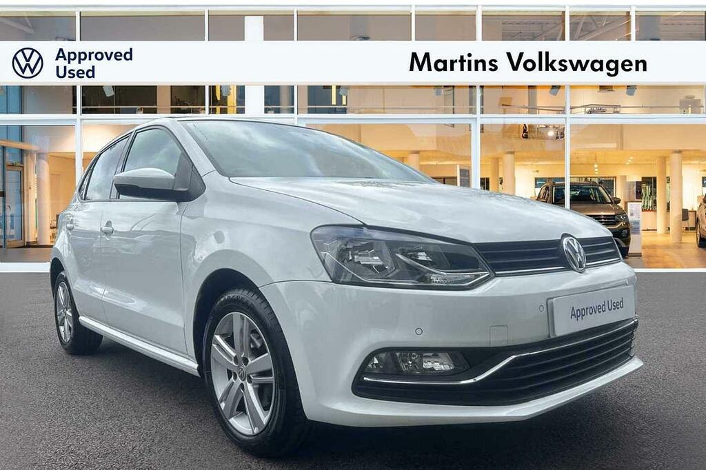 Compare Volkswagen Polo 1.2 Tsi Match SP17NGE White