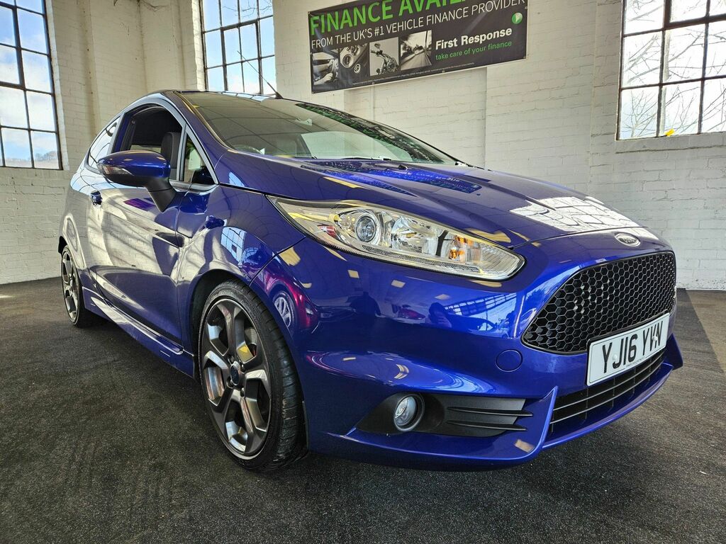 Compare Ford Fiesta 1.6 St-3 180 YJ16YVN Blue