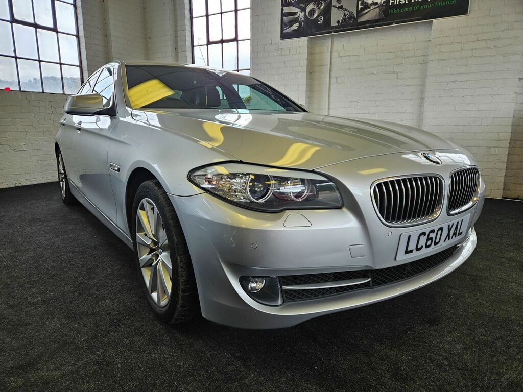 Compare BMW 5 Series 2.0 520D Se LC60XAL Silver