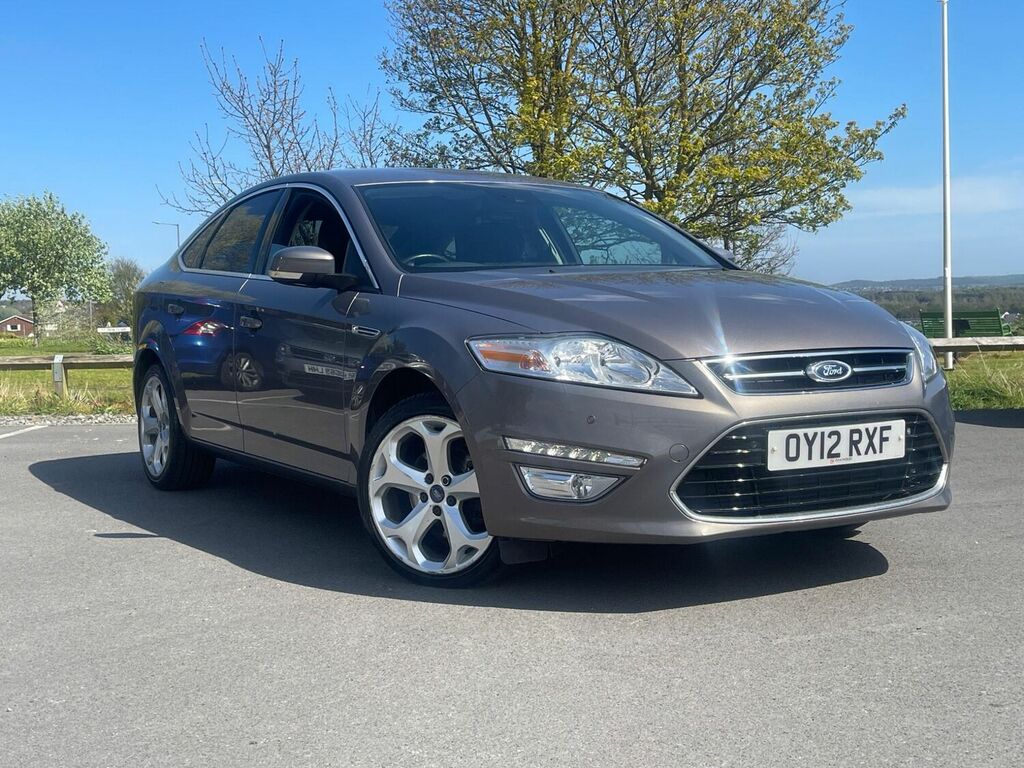 Compare Ford Mondeo Hatchback 2.2 OY12RXF Brown