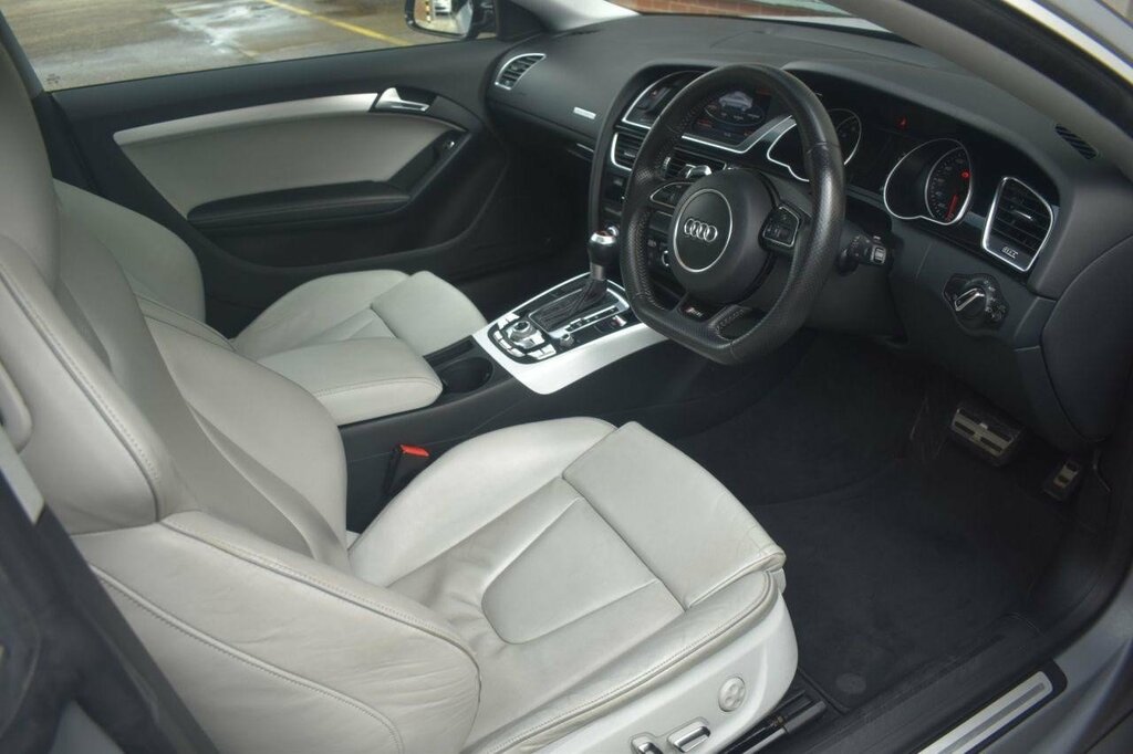 Audi A5 4.2 Rs5 Fsi Grey #1