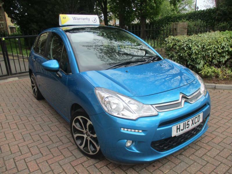 Compare Citroen C3 1.2 Puretech Selection 5Dr20 Road Tax Panoramic W HJ15XCD Blue