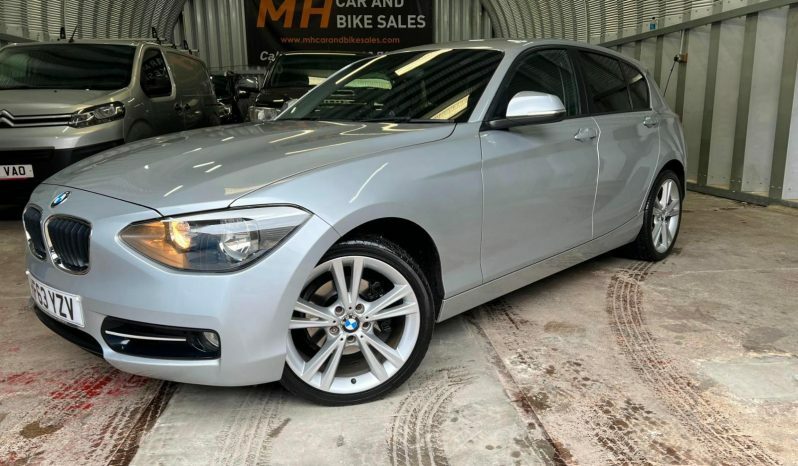 Compare BMW 1 Series Sport Automatic 5dr HF63YZV 