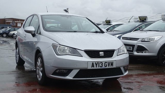Compare Seat Ibiza 1.4 Se 85 Bhp 1 Previous Keeper-low Miles AY13GVM Silver
