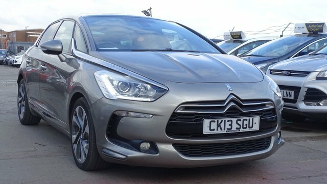 Compare Citroen DS5 2.0 Hdi Dstyle 161 Bhp Full Loaded CK13SGU Grey