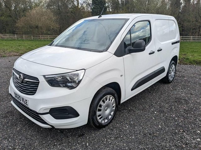 Vauxhall Combo 1.5 L1h1 2300 Sportive Ss 101 Bhp White #1