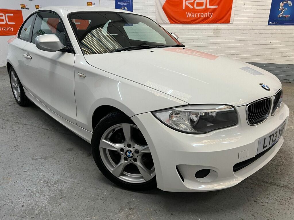 Compare BMW 1 Series Coupe 2.0 120I Exclusive Edition Euro 5 Ss LT13YNP White