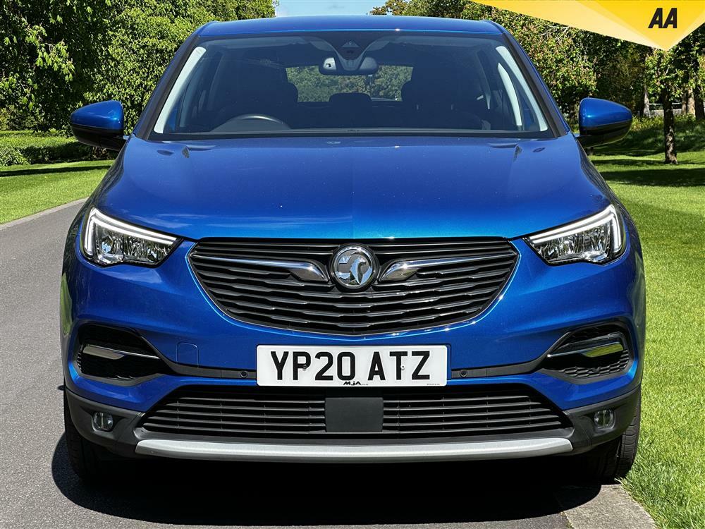 Compare Vauxhall Grandland X Business Edition Nav YP20ATZ Blue