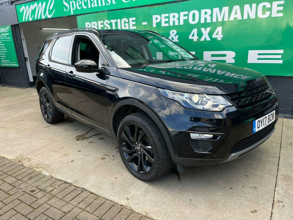 Compare Land Rover Discovery Sport Suv 2.0 Td4 Hse Black 201717 OY17BZW Black