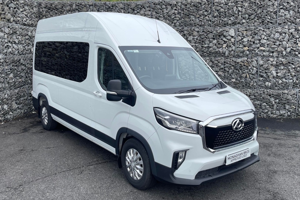 Compare Maxus eDeliver 9 150Kw High Roof Van 88.5Kwh 0 Ps CYZ3130 White