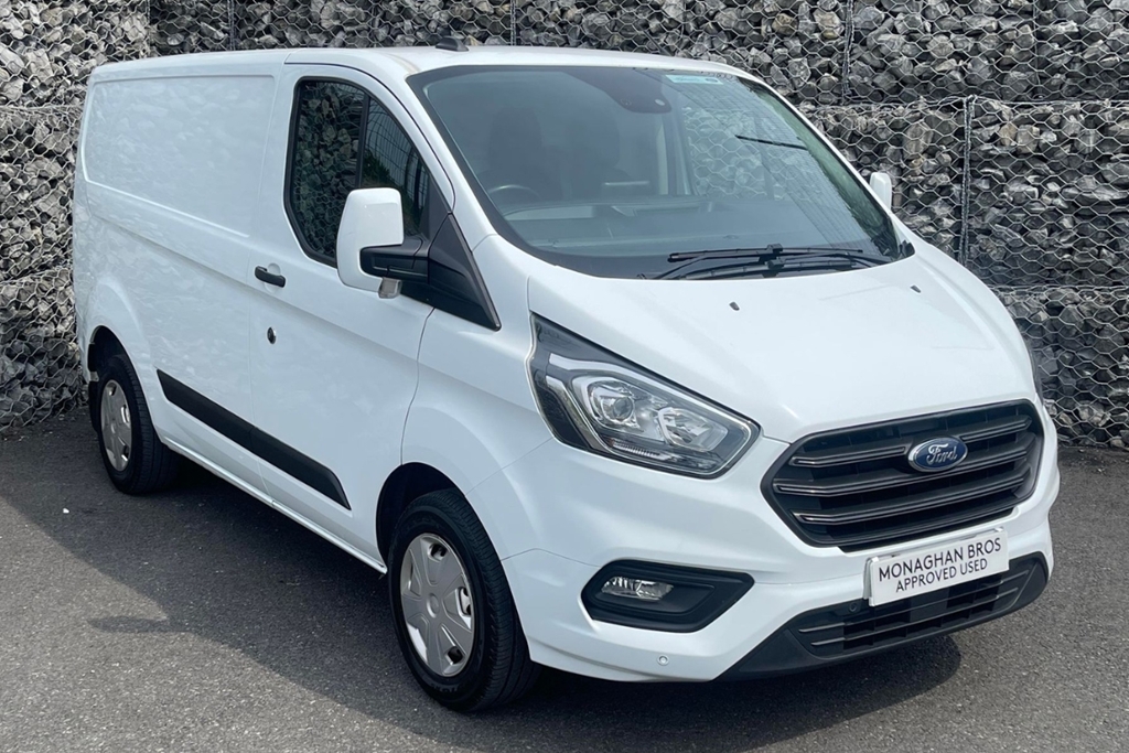 Compare Ford Transit Custom 2.0 Ecoblue 130Ps Low Roof Trend Van 0 Ps RX21FTV White