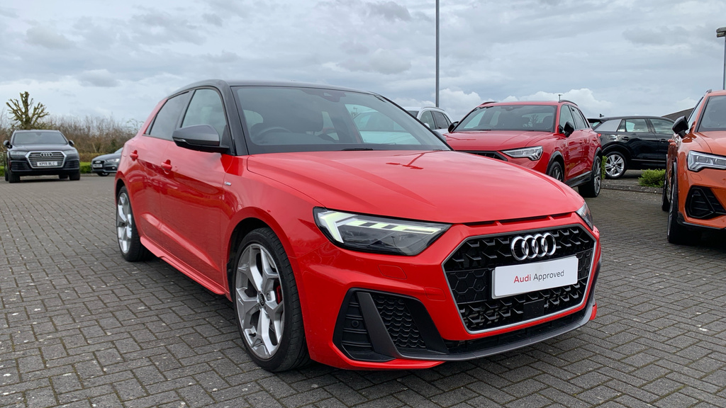 Audi A1 S Line Competition 40 Tfsi 207 Ps S Tronic Red #1