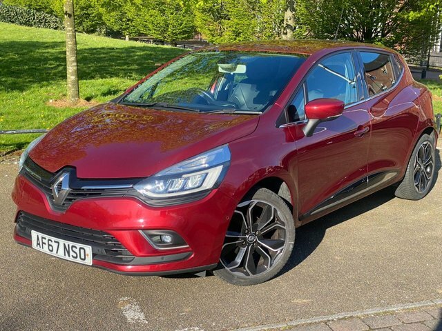 Compare Renault Clio 1.2 Signature Nav Tce AF67NSO Red