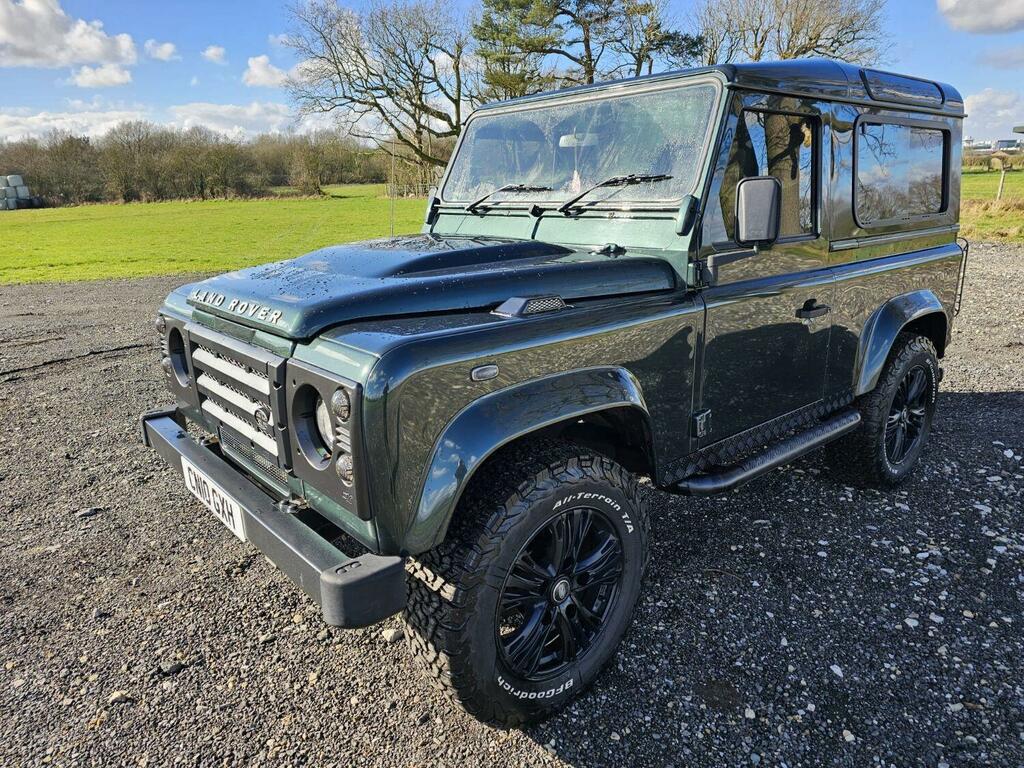 Compare Land Rover Defender Suv 2.4 Tdci County 2010 CN10GXH Green