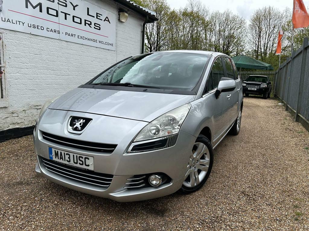 Peugeot 5008 5008 Active Hdi Silver #1