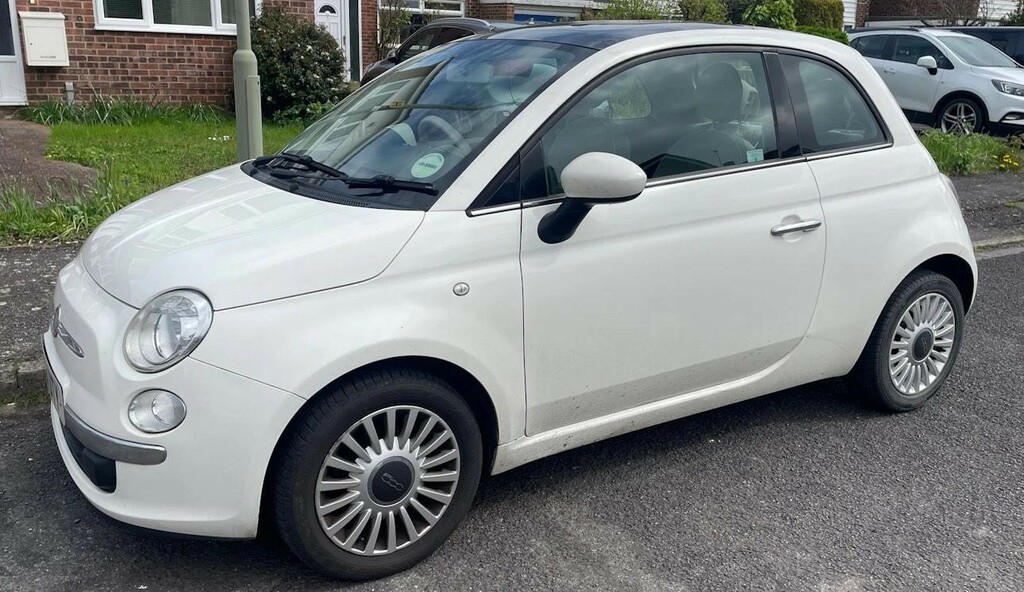 Compare Fiat 500 1.2 Lounge Euro 5 Ss DS61DTY White