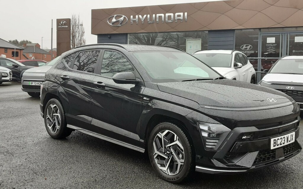 Compare Hyundai Kona Hatchback BC23WJX Black