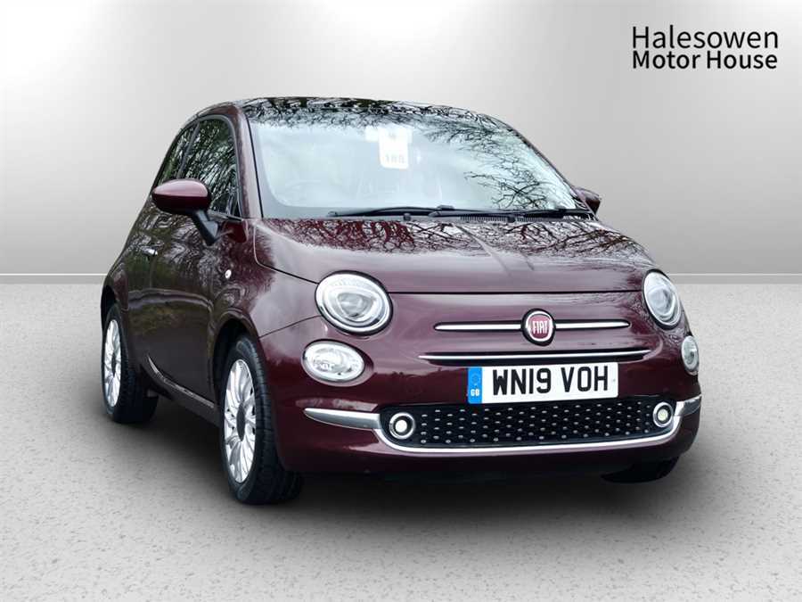 Compare Fiat 500 Lounge Hatchback WN19VOH Red