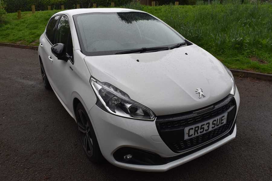 Compare Peugeot 208 Puretech Gpf Gt Line Hatchback BF19YGY White