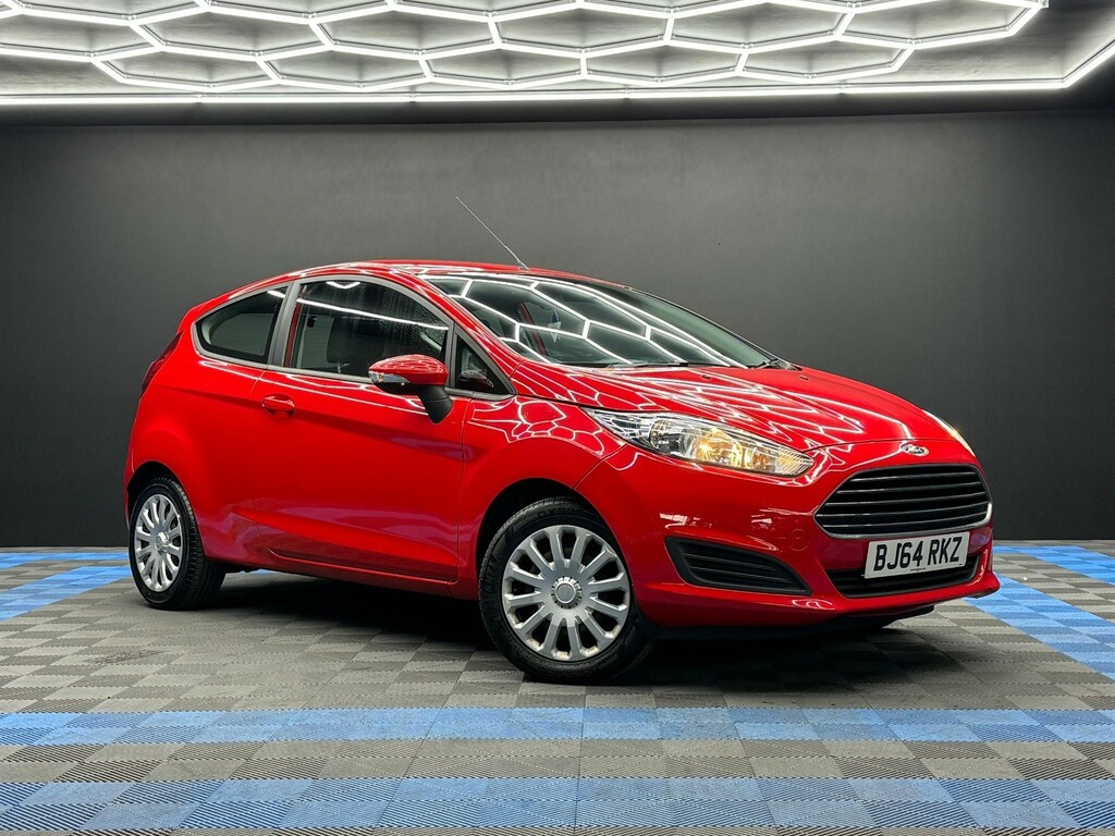 Ford Fiesta 1.25 Style Euro 5 Red #1
