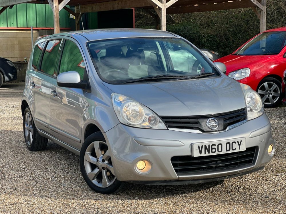 Compare Nissan Note 1.6 16V N-tec Euro 5 VN60DCY Silver