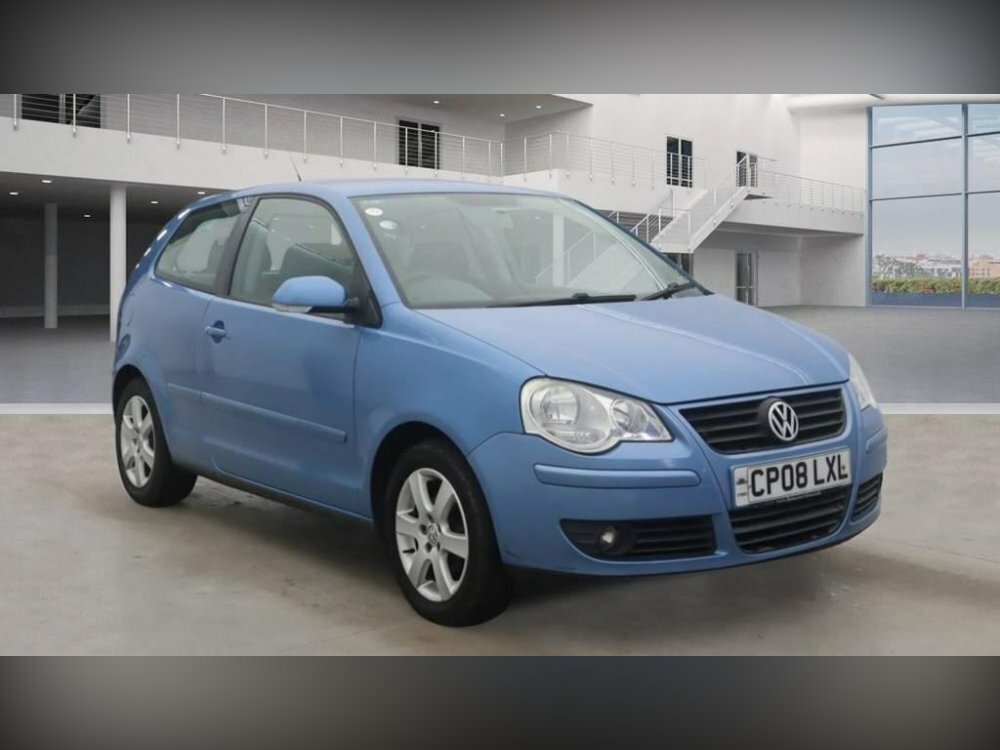 Compare Volkswagen Polo 1.2 Match CP08LXL Blue