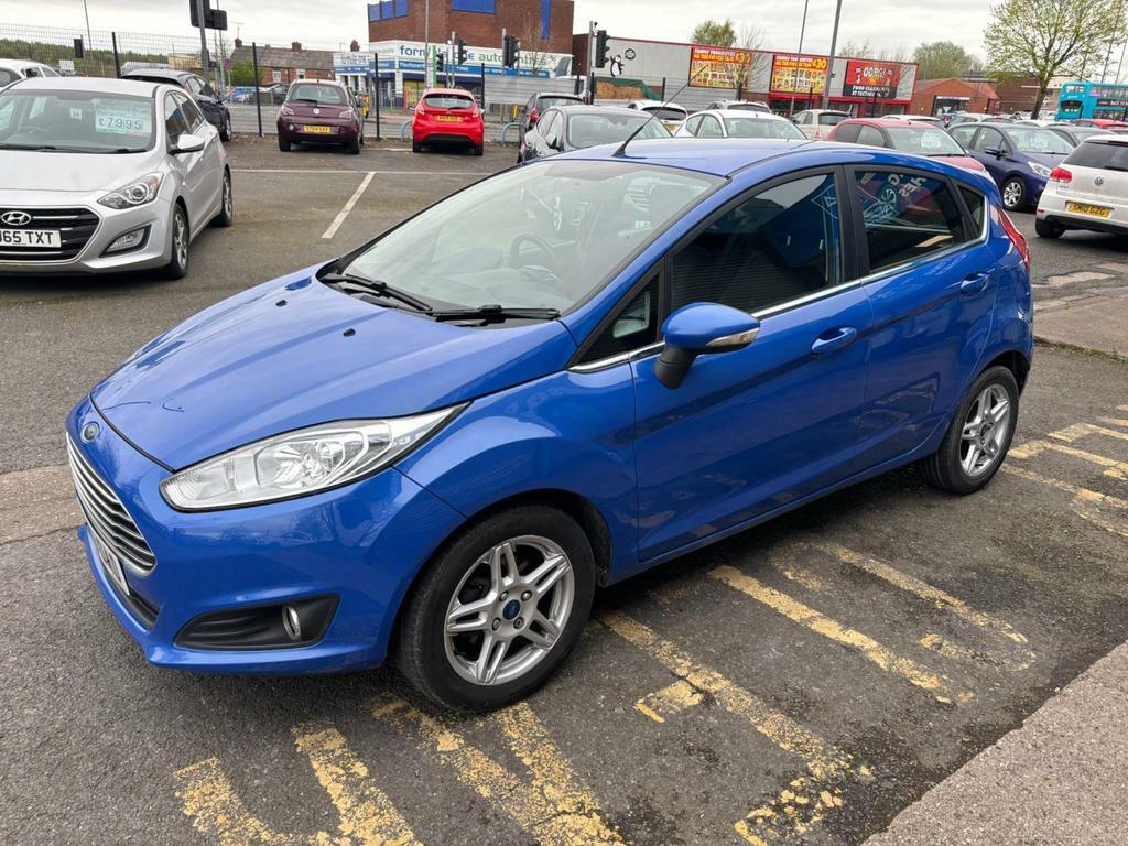 Compare Ford Fiesta 1.0T Ecoboost Zetec Euro 5 Ss DK13OAD Blue