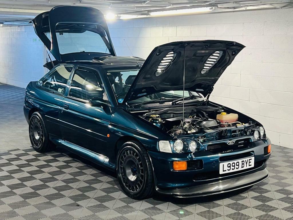 Compare Ford Escort 2.0 Rs Cosworth Lux 4X4 L999BYE Green