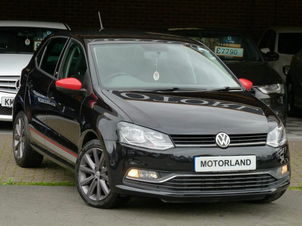 Compare Volkswagen Polo Hatchback 1.2 MW17MVJ Black
