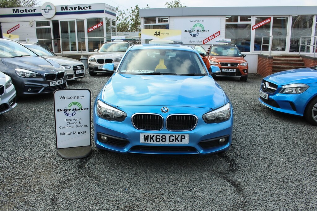 Compare BMW 1 Series Se WK68GKP Blue