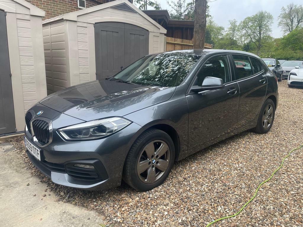 Compare BMW 1 Series 1.5 116D Se Dct Euro 6 Ss OE69OTF Grey