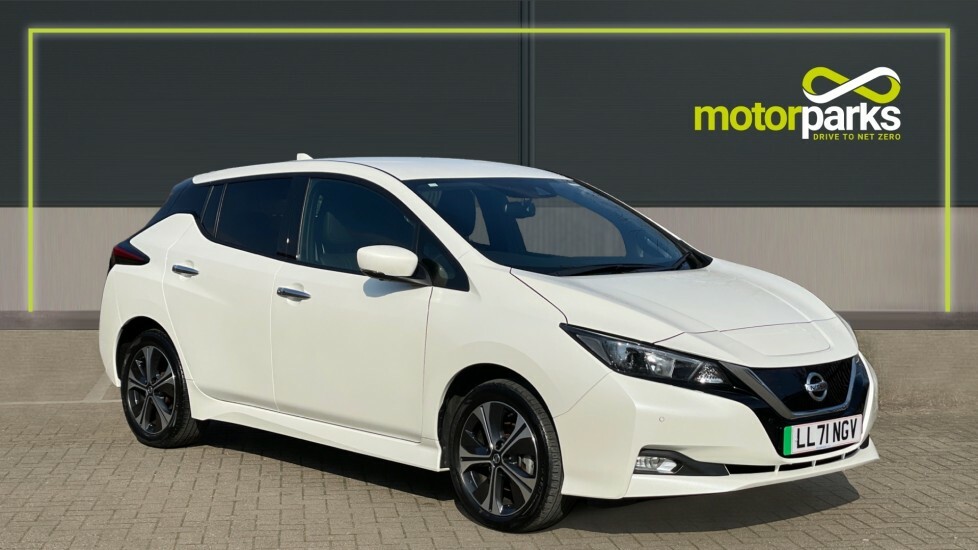 Compare Nissan Leaf E N-connecta LL71NGV White