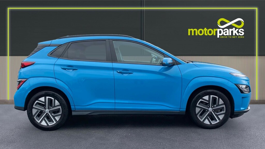 Compare Hyundai Kona . KP71CTY Blue