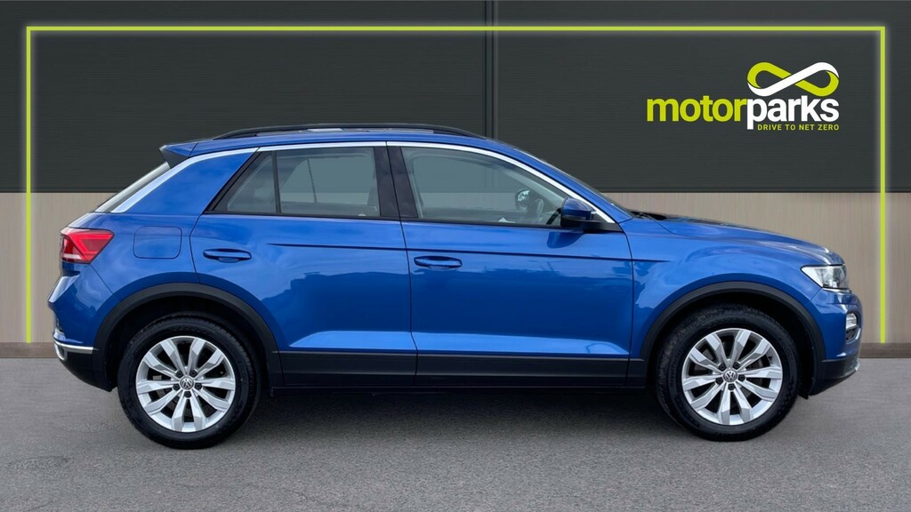 Compare Volkswagen T-Roc Se GN18KFF Blue