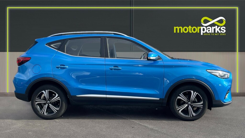 Compare MG ZS Excite LF72DLW Blue