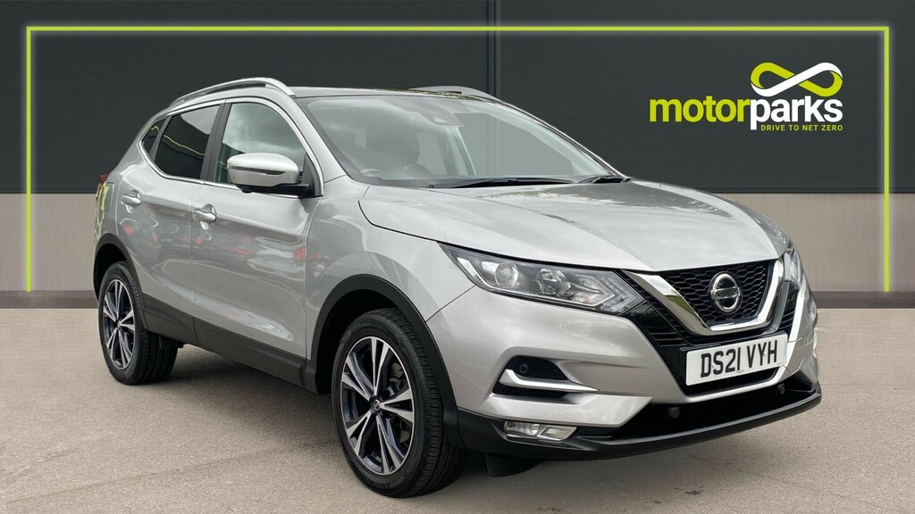 Compare Nissan Qashqai N-connecta DS21VYH Silver