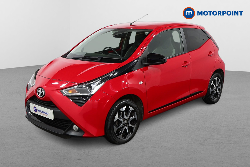 Compare Toyota Aygo 1.0 Vvt-i X-trend Tss  Red