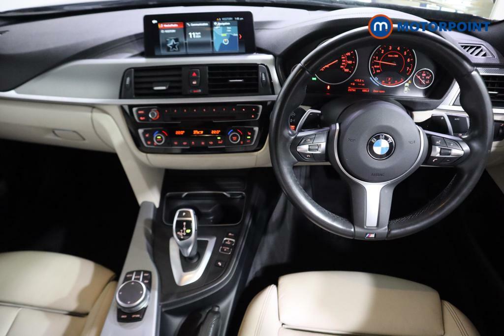 BMW 4 Series 420I M Sport Professional Media Black #1